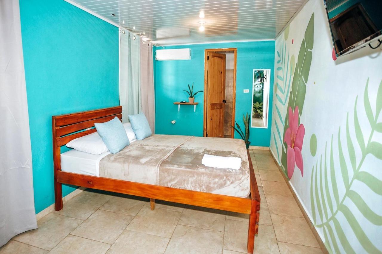 Hostel Travelers Chitre Exterior photo