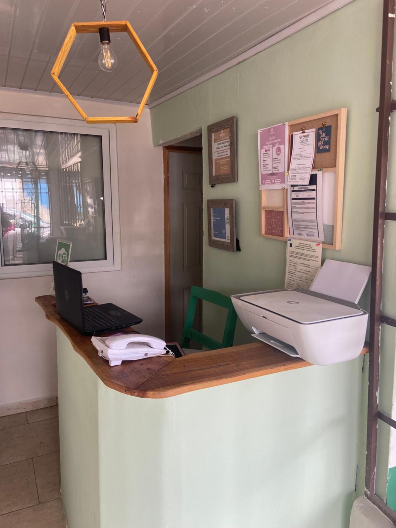 Hostel Travelers Chitre Exterior photo